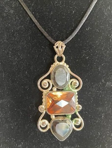 Sterling silver pendant necklace with stones - Picture 1 of 6