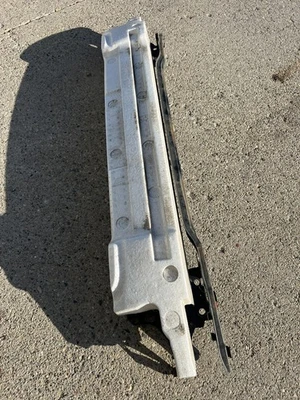 2003 - 2005 FRONT BUMPER REINFORCEMENT IMPACT BAR CUSHION ABSORBER FOAM OEM PART Foto 1 de 4