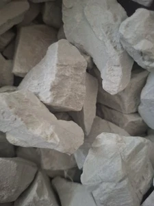 Ayilo Edible clay,calaba stone, Kaolin 300g ( HARD GHANA CALABA) SALTED - Picture 1 of 2