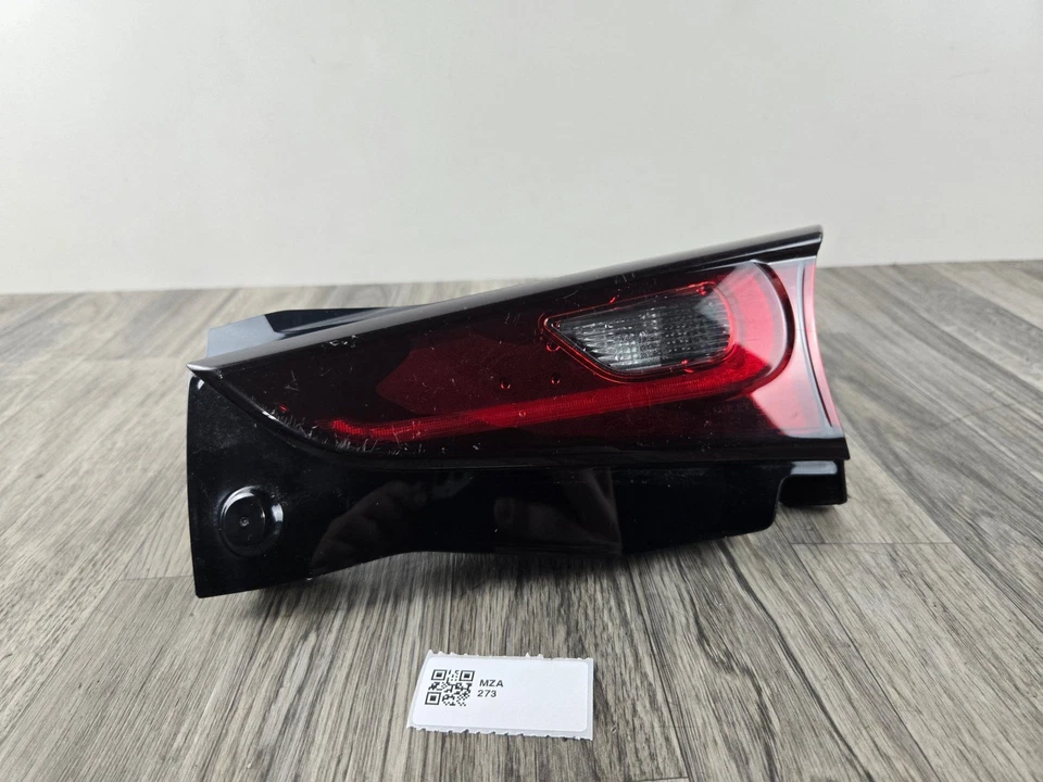 MAZDA CX-5 20-24 REAR RIGHT PASSENGER SIDE INNER TAILLIGHT LIGHT LAMP OEM - Image 1 of 4