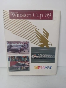 Vintage NASCAR Winston Cup '89 Champion Rusty Wallace Book - Imagen 1 de 5