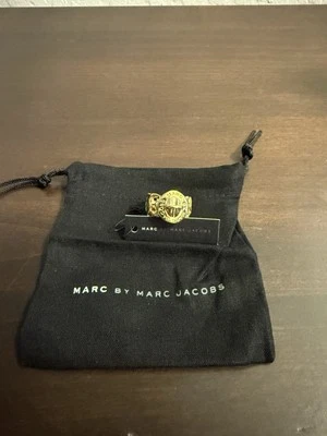 Anillo Turnlock Katie Dorado Marc By Marc Jacobs - Talla - 8 Mediano Foto 1 de 2