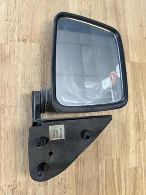 Espejo retrovisor lateral de pasajero manual de montaje bajo para camioneta Mitsubishi 87-96 101176 Foto 1 de 2