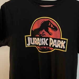 Jurassic Park medium black T-shirt with colored logo licensed item - Picture 1 of 2