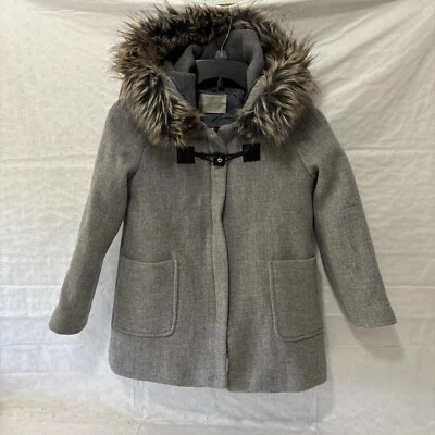 Gabardina gris con capucha de piel talla 11/12 ZARA para niñas Foto 1 de 4