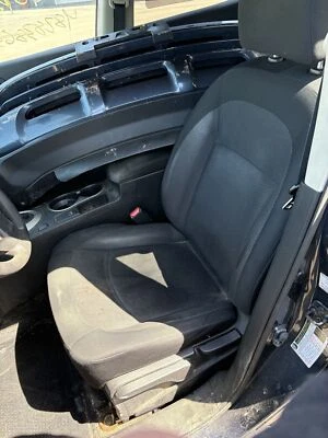 Used Front Right Seat Belt Front fits: 2013 Nissan Rogue bucket passenger retrac Foto 1 de 4