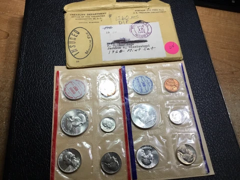 1960 U.S. Uncirculated P&D Mint Flat Pack Sets with 10 BU Coins-OGP-022523-0084 Cover