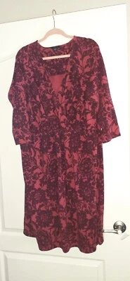 Vestido LAND'S END 2X 3X Rojo Negro Floral Sobrepelliz Cintura Elástica 3/4 Slv Elástico Foto 1 de 4