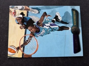 2002 Fleer Ultra Basketball Karte # 74 Clarisse Machanguana - Charlotte Sting (NM - Bild 1 von 3