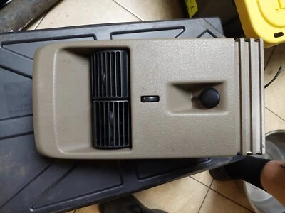 2003 FORD EXPLORER CONSOLE REAR CLOSE OUT PLATE WITH AC VENTS - Imagem 1 de 4