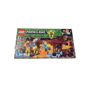 LEGO Minecraft: The Blaze Bridge (21154) Alex Blaze Wither Skeleton Retired - Picture 1 of 3