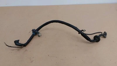 Mercedes-Benz 380 560SEC C126 1990 Petrol Positive battery cable  Foto 1 de 4