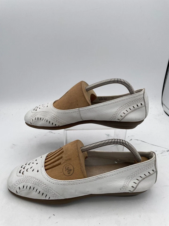 Aerosoles Boi Oh Boi Ballet Flat Women's Sz 6.5M White Leather Slip-On Round Toe - Image 1 of 4