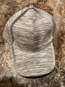 Gorra Itronic Correa Ajustable Niñas, Gris/Blanco, Talla Única, Lote de 24 - Imagen 1 de 6