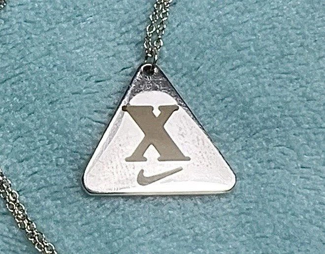 Подлинный кулон Tiffany & Co. 2013 SF Marathon 925 пробы (только) ✨EUC✨ - Изображение 1 из 4