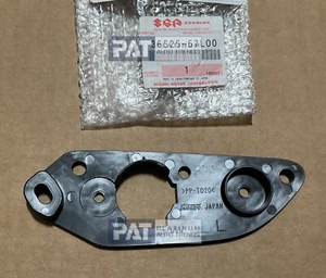 GENUINE SUZUKI KIZASHI 2010-2013 SIGNAL LAMP MOUNT PLATE LH=DRIVER, 36525-57L00 - Picture 1 of 1