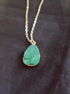 Collar dorado con piedra verde - 17" (12453) - Imagen 1 de 3
