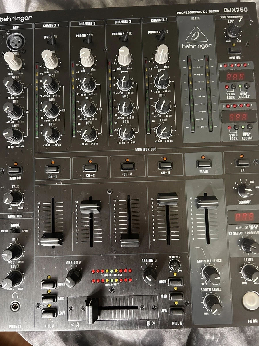 DJ機材 Bheringer DJX-750 Behringer DJX750 DJ Pro Mixer at Gear4music