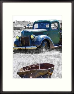 11X14 Black Picture Frame Displays Photo 8X10 with Mat or 11 X 14 without Mat... - Picture 1 of 1