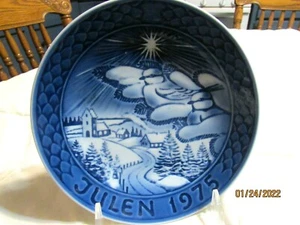 Grande Porcelain of Copenhagen Julen Christmas 1975 Plate Denmark 7 inches - Picture 1 of 4