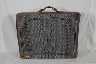 RARE! VINTAGE FRENCH LUGGAGE CO "BLUEBELL" SUEDE & TAPESTRY 23" PULLMAN SUITCASE - Image 1 of 4