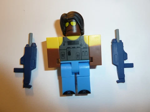 Arsenal Contractor Roblox action figure toy video game character spy Jazwares! Cover