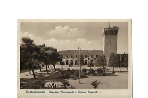Porto Recanati Palazzo Municipale e Piazza Umberto I - Foto 1 di 2