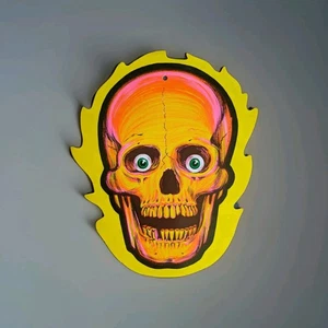 1979 Vintage Beistle Halloween Skull Die-Cut Card Stock One Sided Decoration - Picture 1 of 2