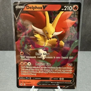 Pokémon TCG Delphox v Schwert & Schild Verlorener Ursprung Holo Ultra Rare Karte 027/196 - Bild 1 von 2