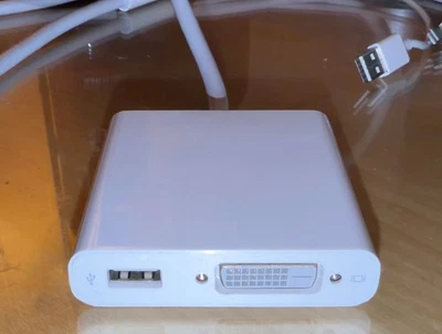Adaptador Apple Mini Display Port a DVI de Doble Enlace + Adaptador Mini Pantalla a USB-C Foto 1 de 4