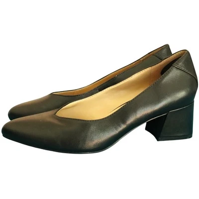 Naturalizer Black Leather Pumps Mid Heel Low Block Pointed Toe 7W Wide Work  - Image 1 of 4