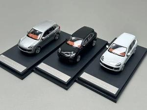 DM model 1: 64 Porsche Cayenne Turbos 2014 Alloy Car Model--Three color choices - Picture 1 of 25