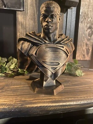 ESTATUA VAL ZOD SUPERMAN NEGRO Foto 1 de 4