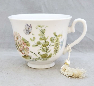 Xícara de chá de porcelana Delton (apenas) HORTÊNSIA AZUL - Imagem 1 de 3