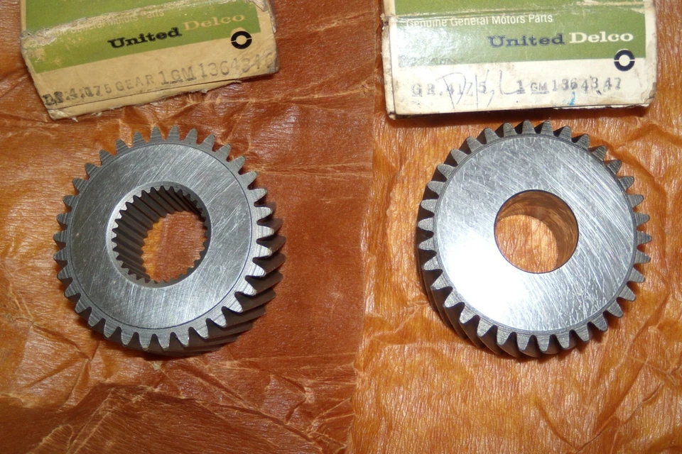 Buick Skylark Olds Cutlass 1964-1969 Pontiac LeMans Nuevo de Lote Antiguo Piñón y Engranajes Planetarios Foto 1 de 1