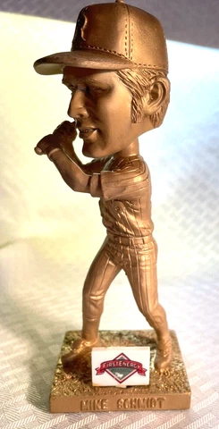 Mike Schmidt 2016 Reading Fightin Phils / Phillies GOLDEN Bobblehead Bobble Cover