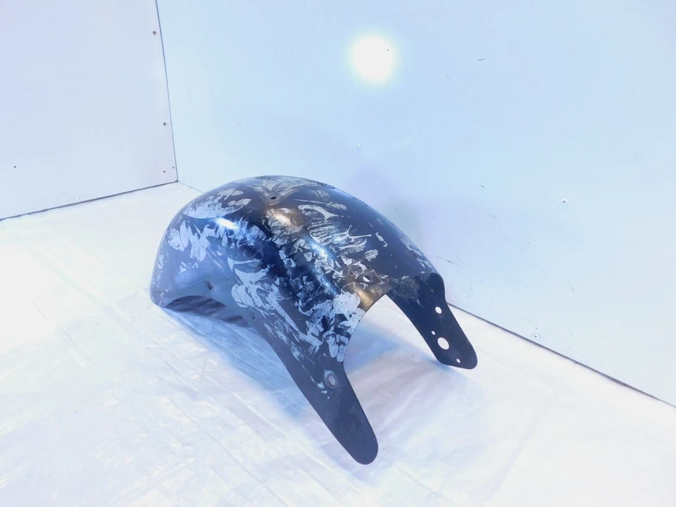 Cubierta guardabarros trasero Victory V92 Sport Cruiser 2000 y 2001 negro y gris Foto 1 de 4