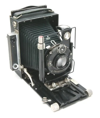 Antigüedades Voigtlander Bergheil 9x12 con telémetro, Heliar 4,5/13,5 cm y paquete de películas Foto 1 de 4