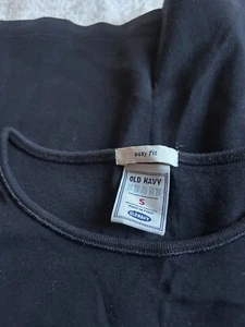 women"Old Navy" long sleeve shirt Sz. S. round neck - Picture 1 of 1