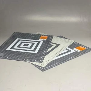 Fiskars (3er Pack) 18 x 24 Zoll doppelseitige Schneidematte - Bild 1 von 5