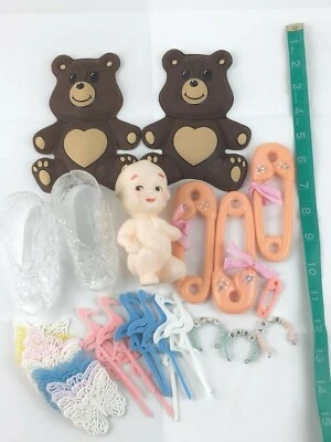 Lote Mixto De Colección Wilton Baby Shower Decoración Cupcake Cake Toppers Foto 1 de 4