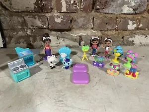 Gabby's Dollhouse Furniture Figure Accessories Mixed Lot Bundle - Picture 1 of 4