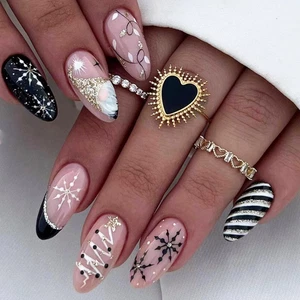 24 Stück kurze Mandel Weihnachten Press On Nails Glitzer Schneeflocke falsche Nägel für Frauen - Bild 1 von 12