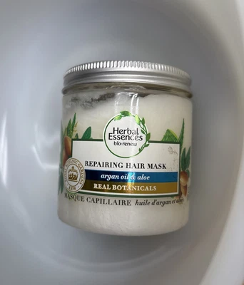 Repairing Hair, Mask, Arrogant Oil, And Aloe ￼ Cruelty Free Herbal Essence - Image 1 of 4