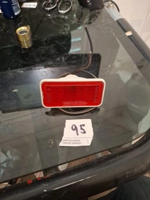 NOS 68 69 1968 1969 CHEVROLET CORVETTE CAMARO MARCADOR TRASERO 5960376 OEM GM Foto 1 de 2