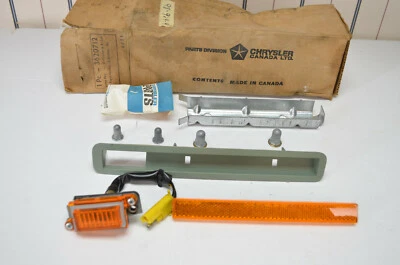  NOS 1971 Plymouth Cuda 426 Hemi Right Front Sidemarker Lamp Assy.  - Image 1 of 4