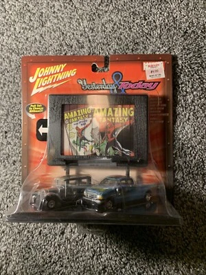Johnny Lightning Spider-Man Yesterday And Today With Changing Billboard 1/64 NEW - Image 1 of 2