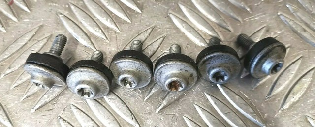 BMW S1000RR 2010 10 18 CYLINDER HEAD ROCKER COVER BOLT 3PCS S1000R  