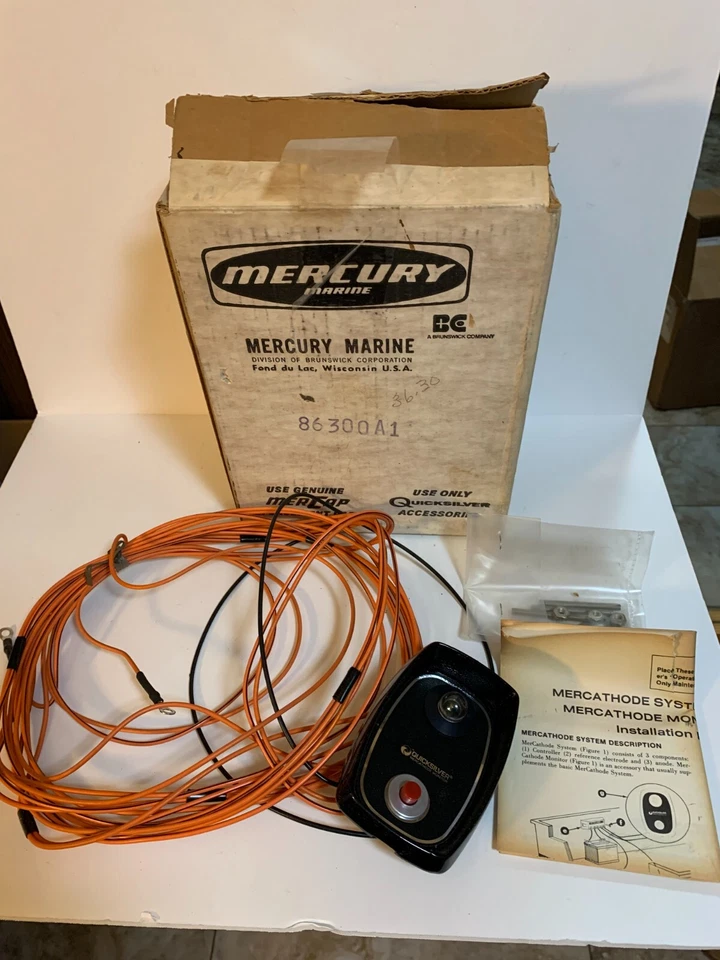 GENUINE NOS MERCRUISER MONITOR   86300A1 - Image 1 of 1