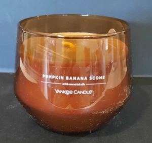 YANKEE CANDLE PUMPKIN BANANA SCONE 10 OZ SINGLE WICK - Picture 1 of 4